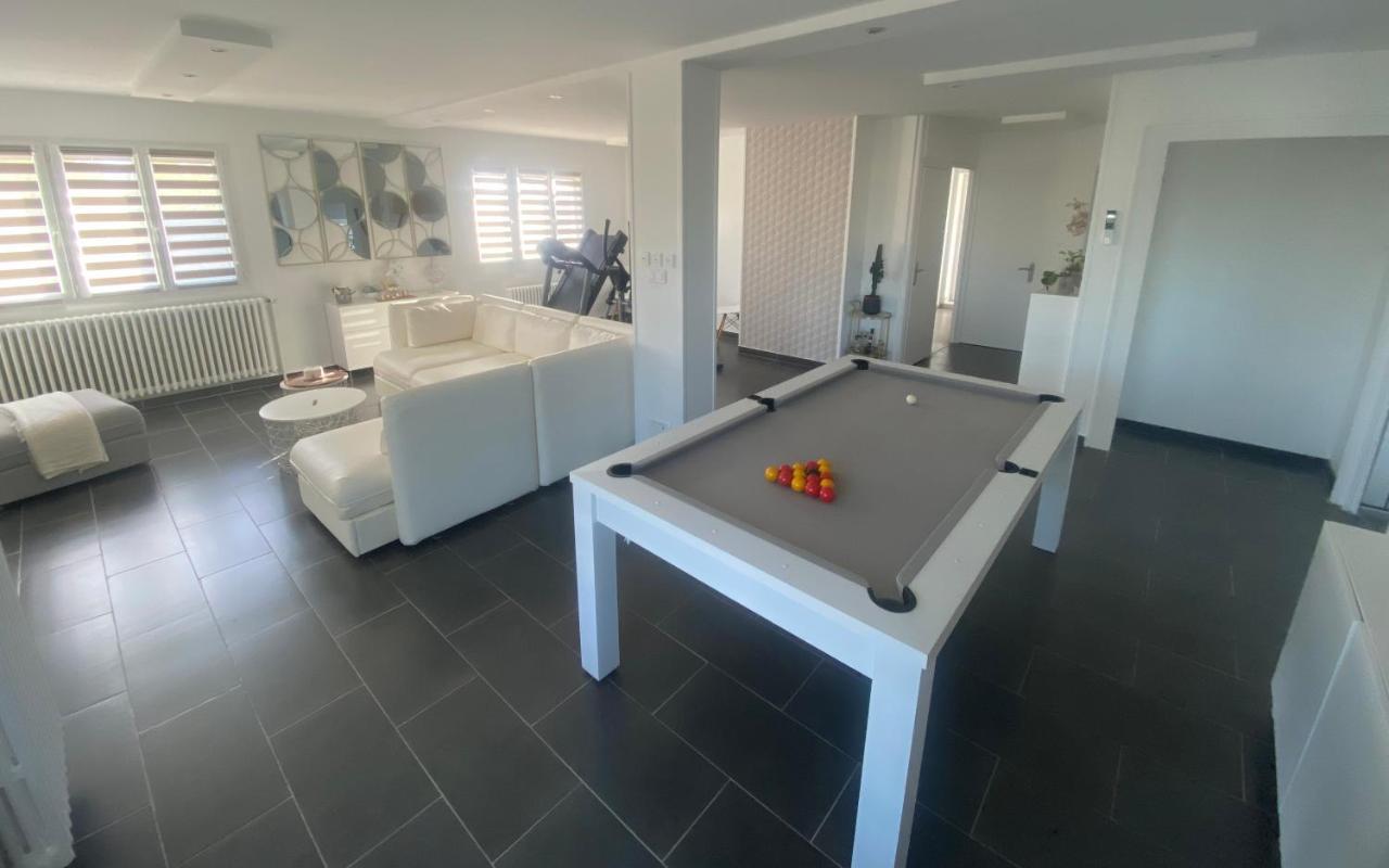 Chambre Dans Logement Partage Chez L Habitant Avec Piscine De 1 A 3 Chambres Grieges Zewnętrze zdjęcie